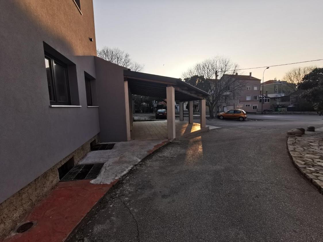 Elizabeta Deluxe Rooms Biograd Na Moru Eksteriør billede