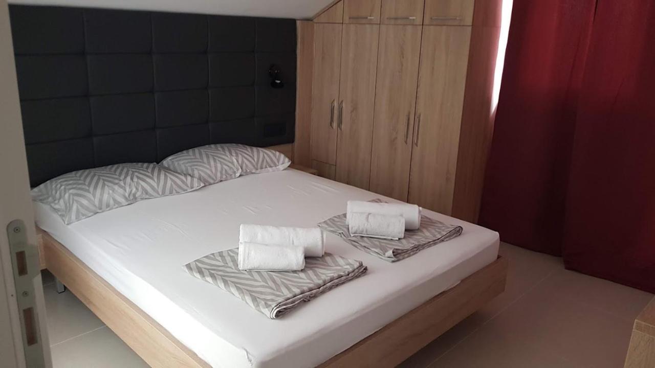 Elizabeta Deluxe Rooms Biograd Na Moru Eksteriør billede