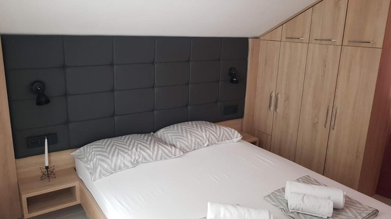 Elizabeta Deluxe Rooms Biograd Na Moru Eksteriør billede