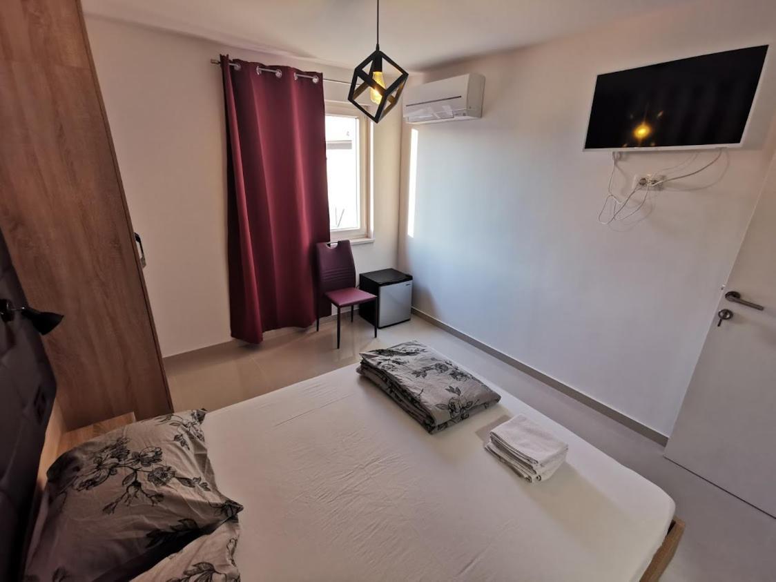 Elizabeta Deluxe Rooms Biograd Na Moru Eksteriør billede