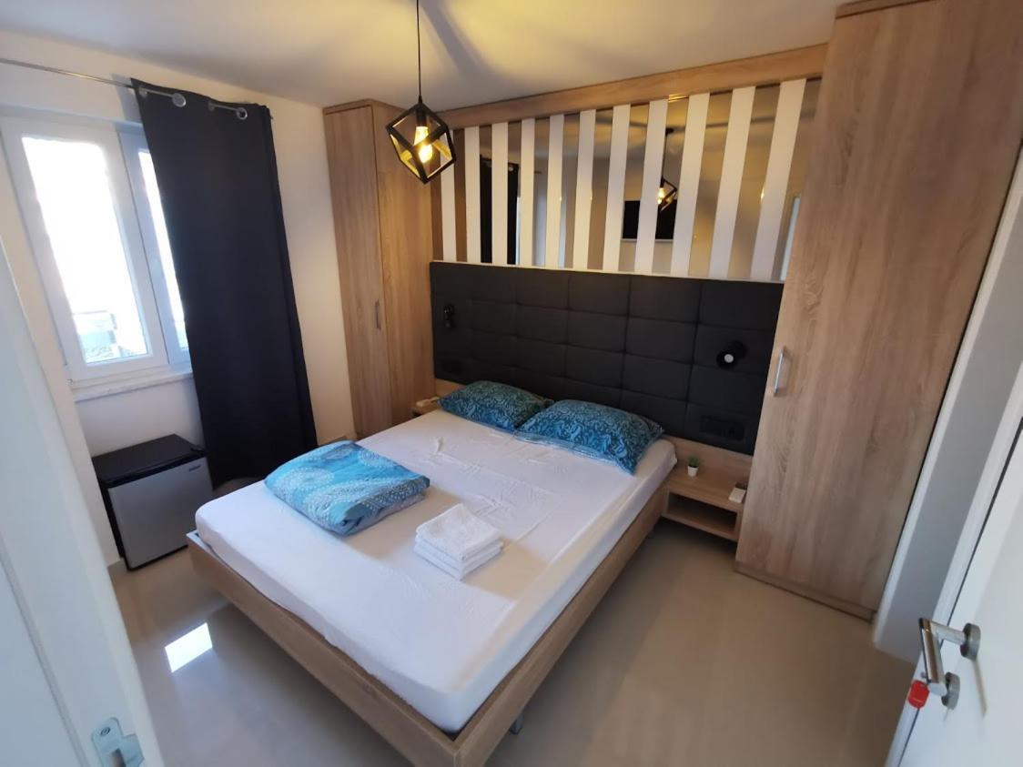 Elizabeta Deluxe Rooms Biograd Na Moru Eksteriør billede