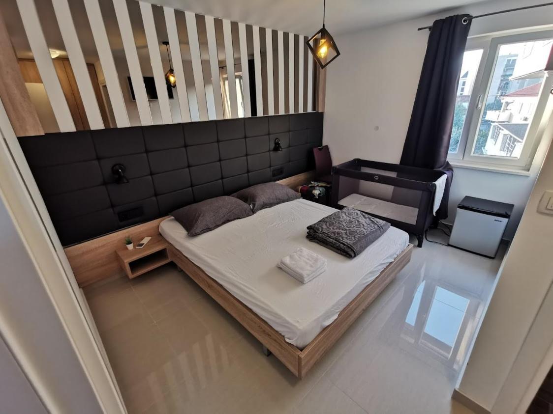Elizabeta Deluxe Rooms Biograd Na Moru Eksteriør billede