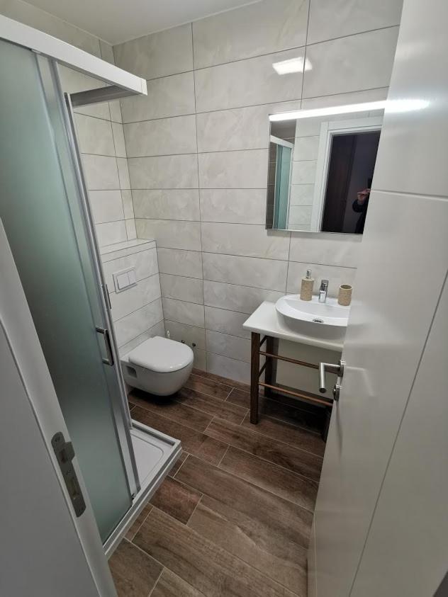 Elizabeta Deluxe Rooms Biograd Na Moru Eksteriør billede