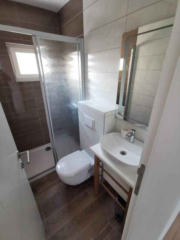 Elizabeta Deluxe Rooms Biograd Na Moru Eksteriør billede