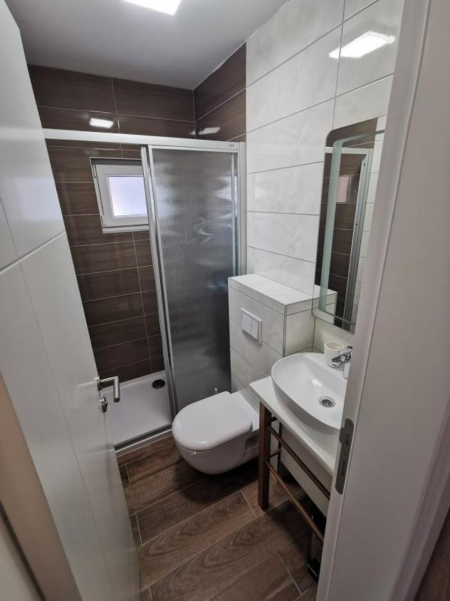 Elizabeta Deluxe Rooms Biograd Na Moru Eksteriør billede