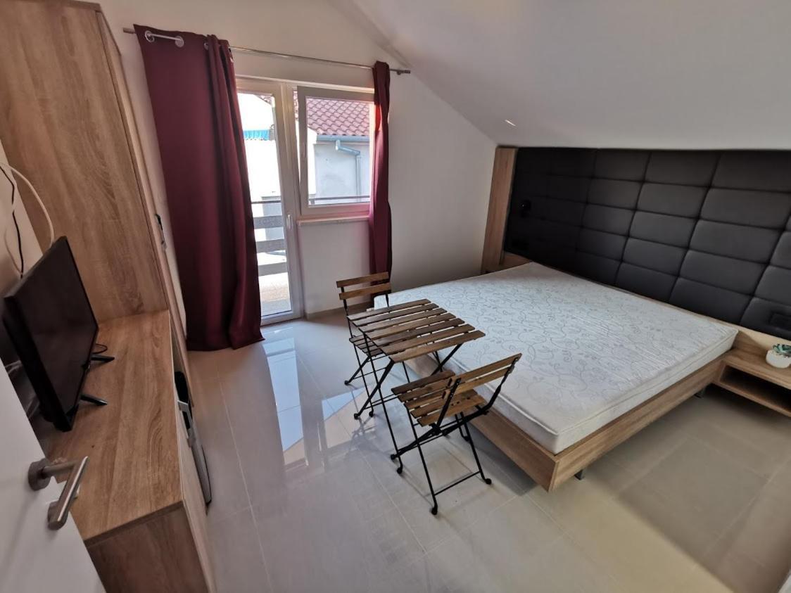 Elizabeta Deluxe Rooms Biograd Na Moru Eksteriør billede