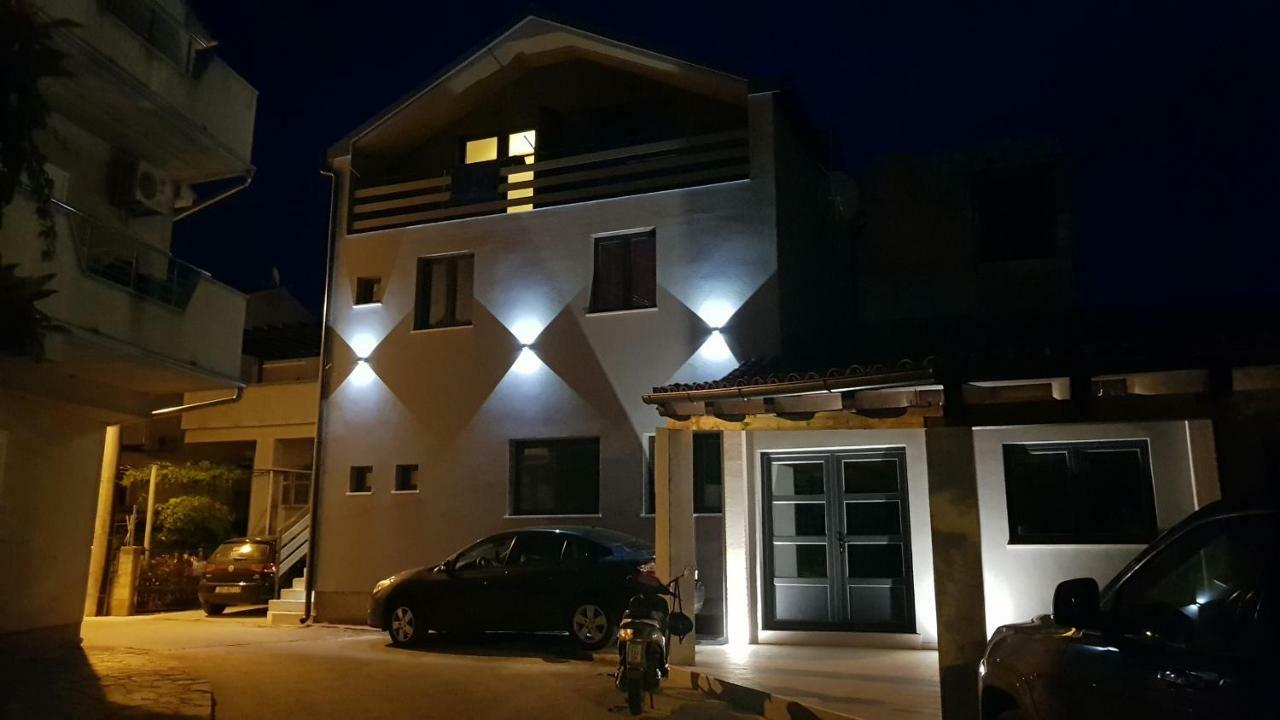 Elizabeta Deluxe Rooms Biograd Na Moru Eksteriør billede